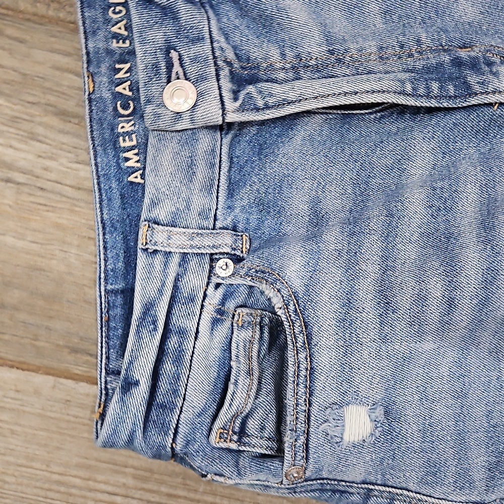 American Eagle Curvy Mom Jean Size 10